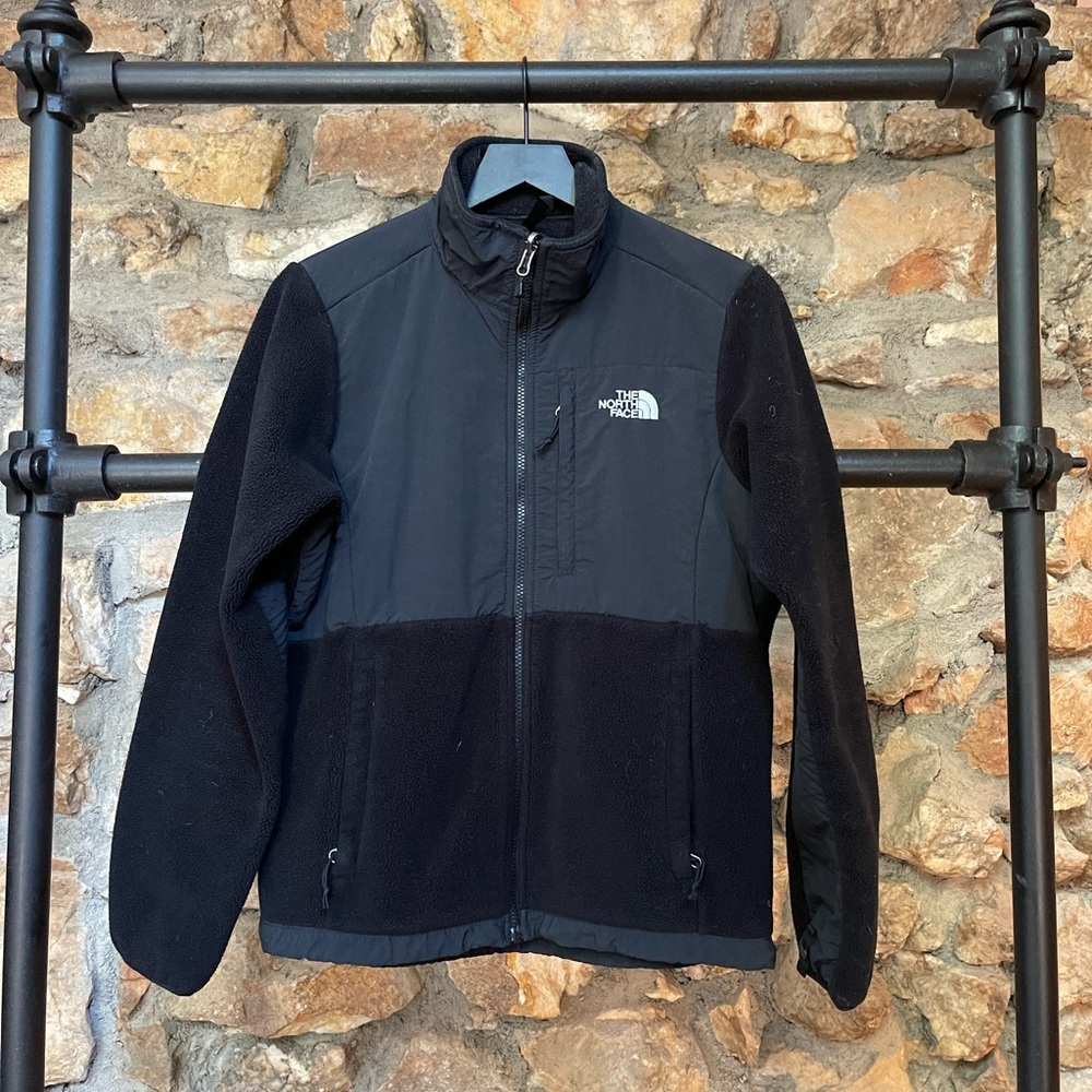 Black northface jacket